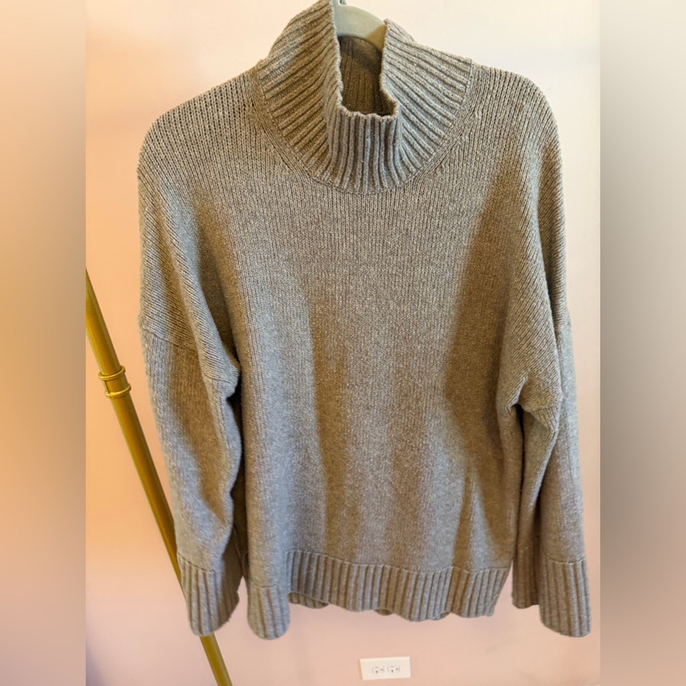 Abercrombie & Fitch Taupe Knit Mock Neck Sweater